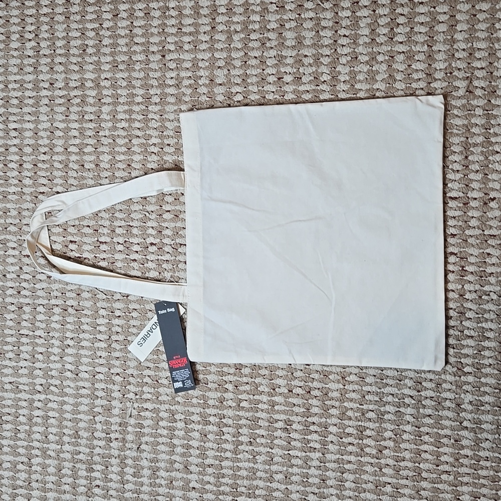 Netflix Stranger Things Hawkins High School Tote Bag Purse Handbag No Boundaries - Picture 2 of 2